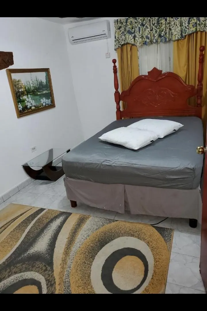 The Hideaway Apartment Saint Ann's Bay