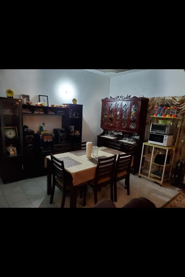 شقة Saint Annʼs Bay  في The Hideaway